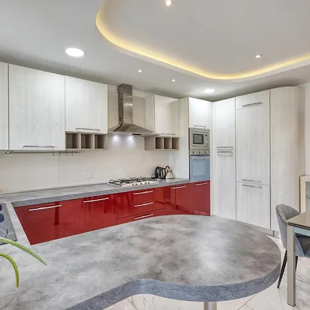 The Marylou Penthouse Daire *