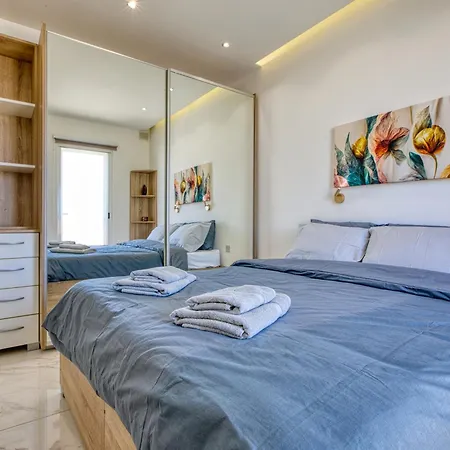 The Marylou Penthouse L-Imgarr