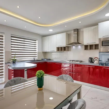 Daire The Marylou Penthouse *