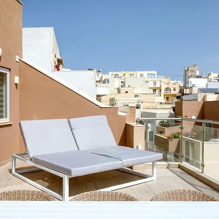 The Marylou Penthouse L-Imgarr