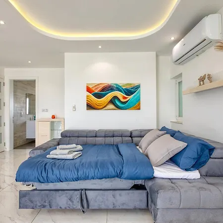 The Marylou Penthouse