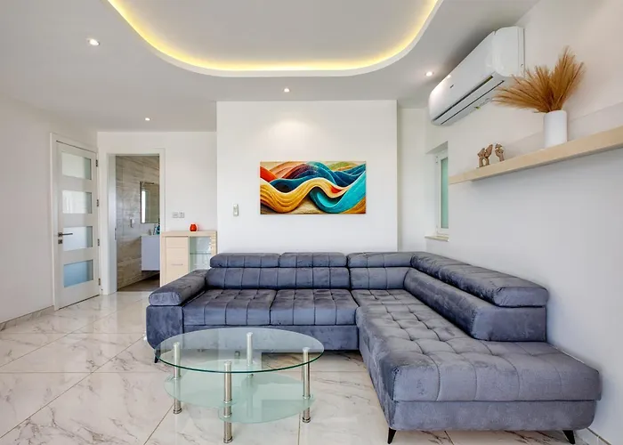 The Marylou Penthouse Apartament *