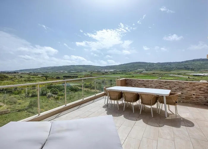 The Marylou Penthouse Apartament L-Imgarr